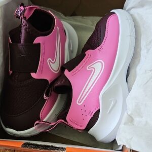 NEW Girls Toddler Shoes Nike Sneakers